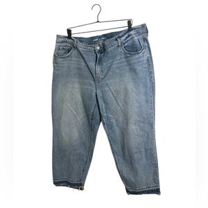 Old Navy Light Wash Mid Rise Boyfriend Jeans Size 20